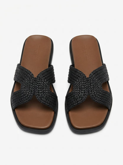 Africa | Sandalia