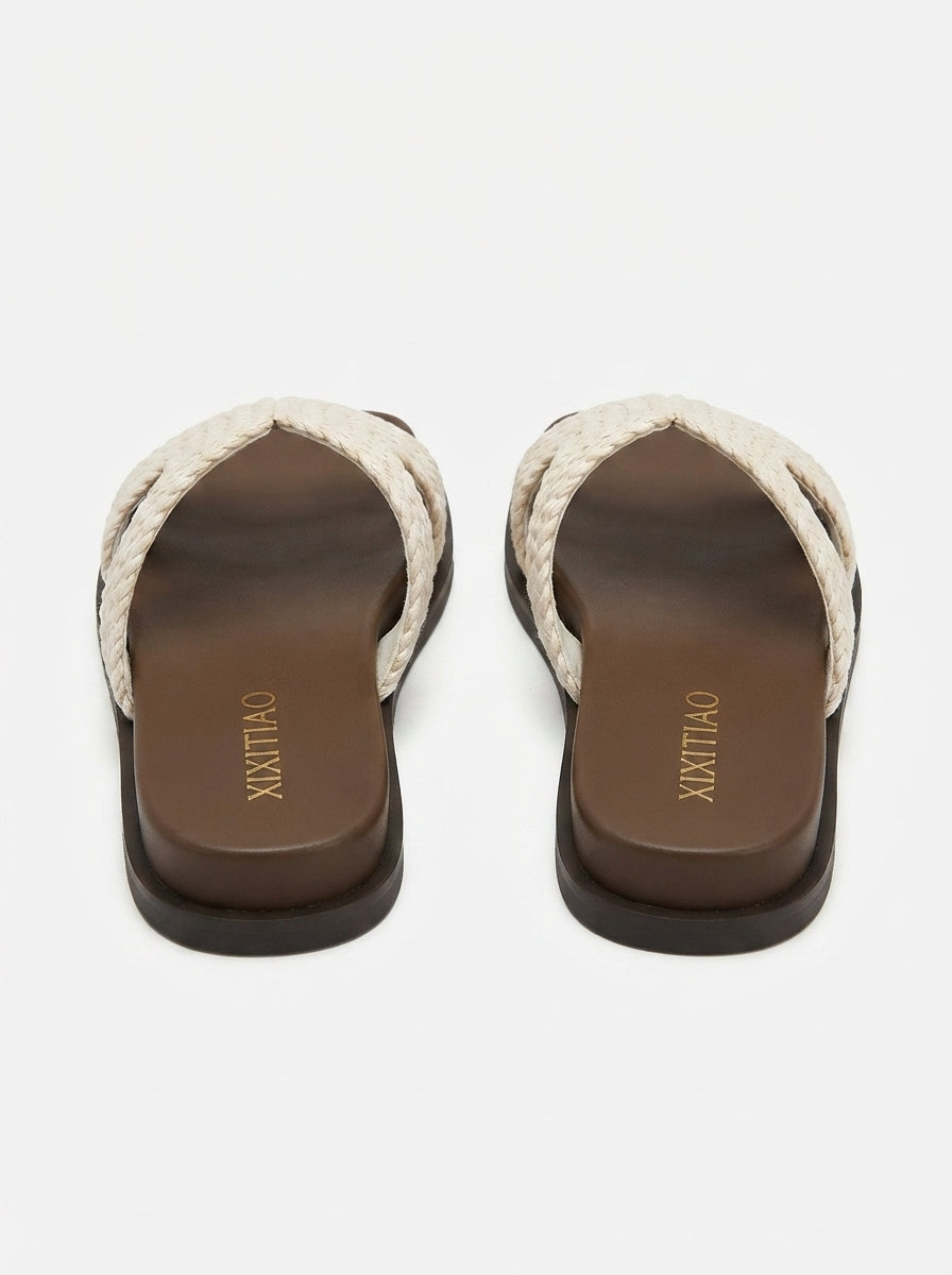 Africa | Sandalia