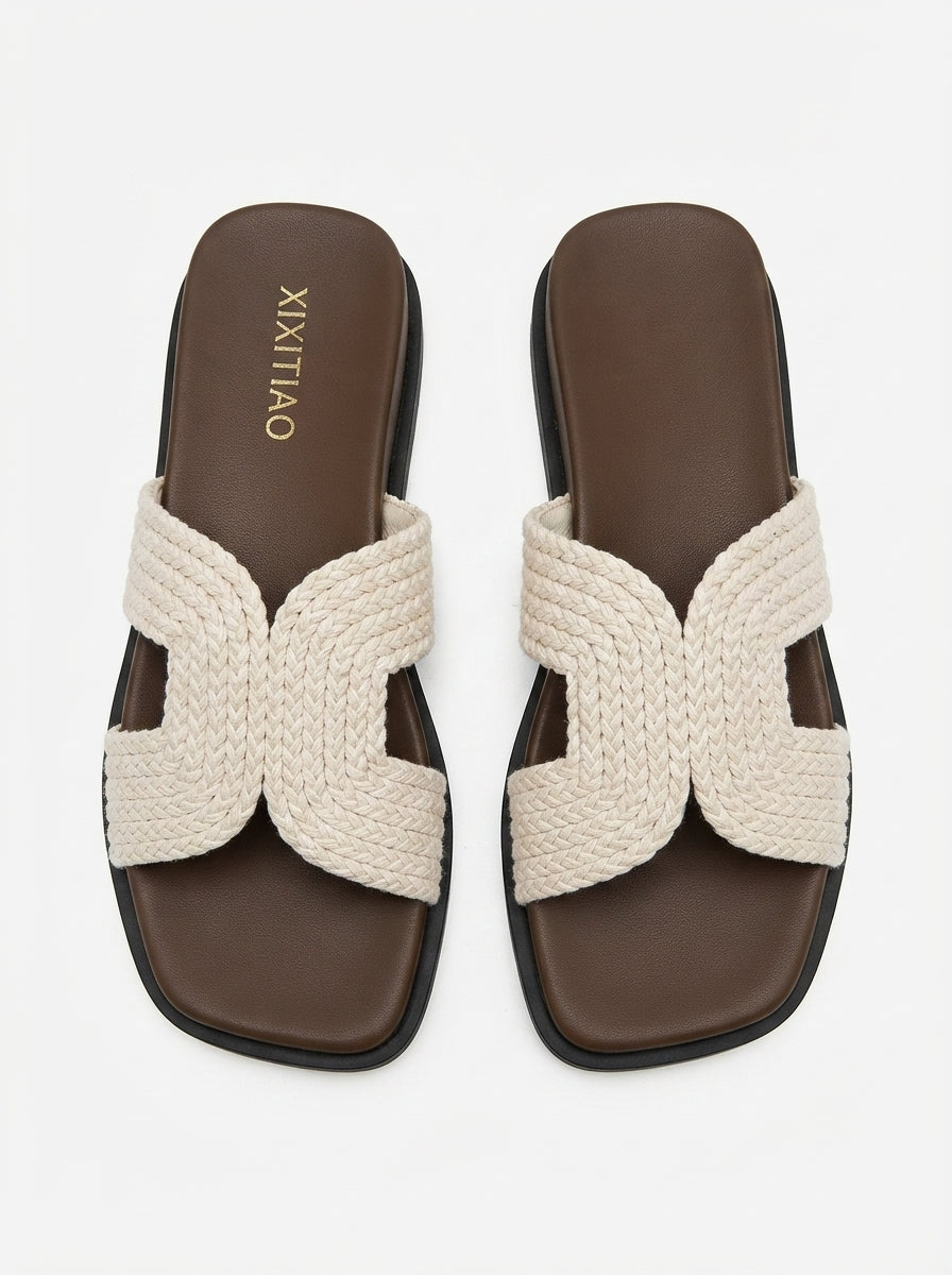 Africa | Sandalia