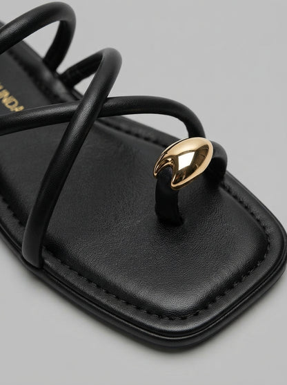 Atenea | Sandalia