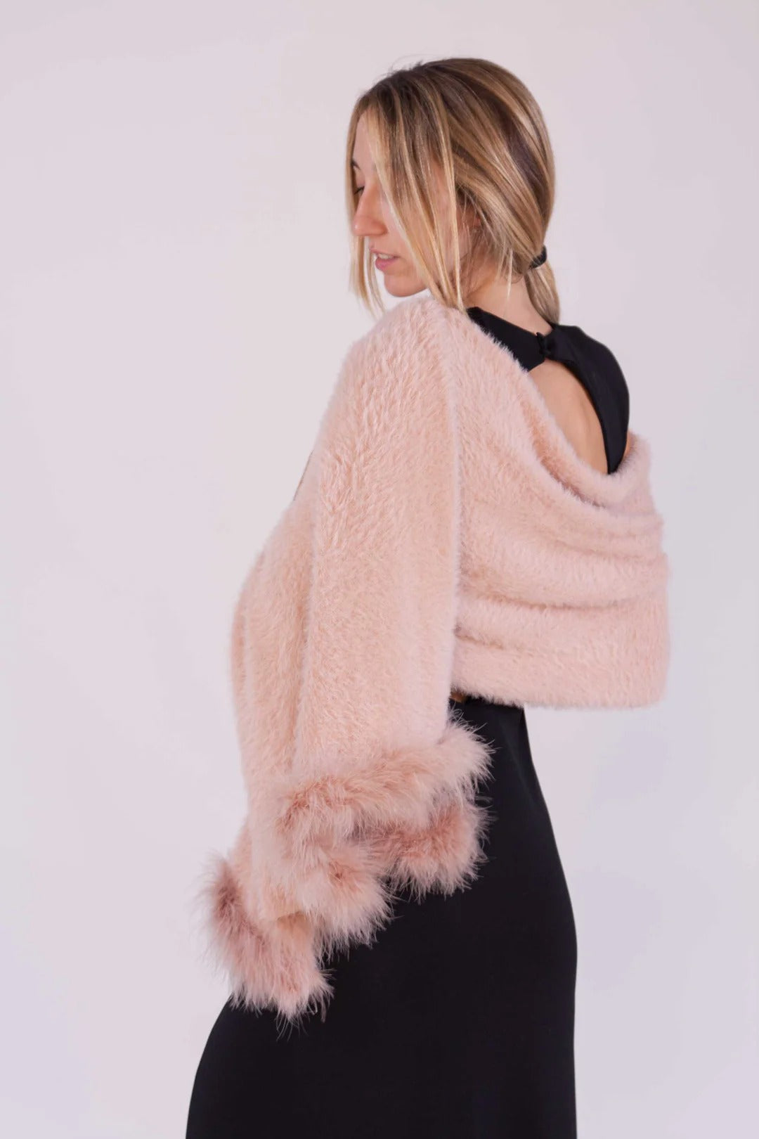 Arielle – Estola con plumas para invitadas