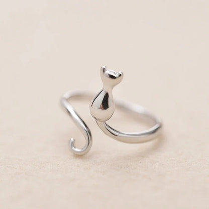 Mina – Anillo Ajustable de Gato Minimalista en Plata